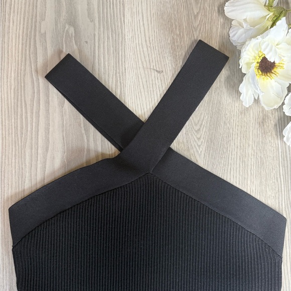 Babaton Black Ribbed Tank Top - Picture 5 of 8